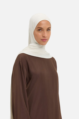 Foulard jersey bambou sable lunaire Mayara vue profil