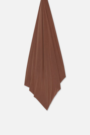 Foulard premium jersey noix de pécan torréfiée Mayara à plat