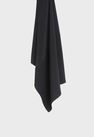 Foulard bordure satinée mat noir Mayara à plat