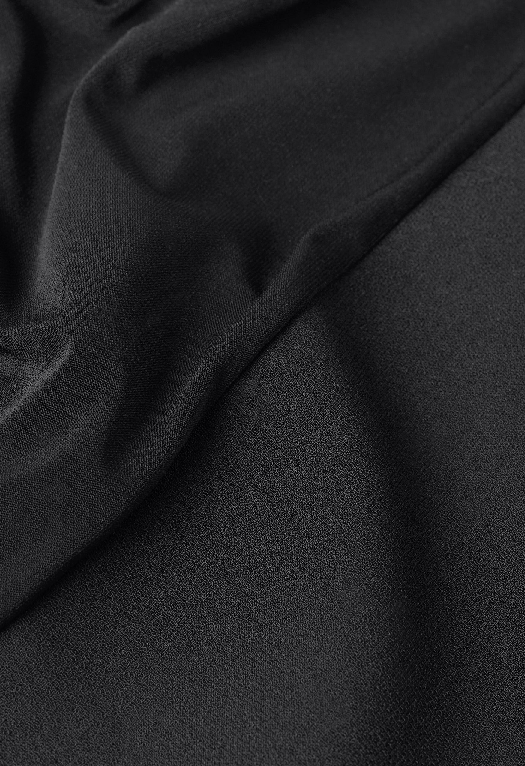 Foulard bordure satinée mat noir Mayara détail