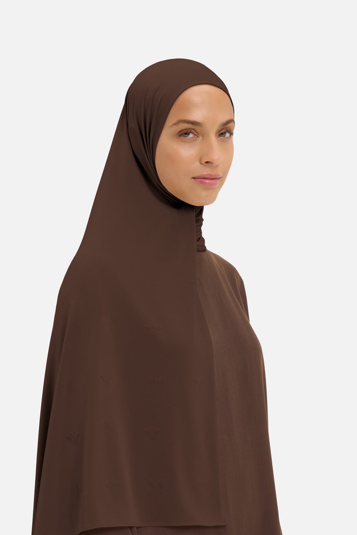 Foulard Bee Monogram Premium moka brûlé Mayara vue profil